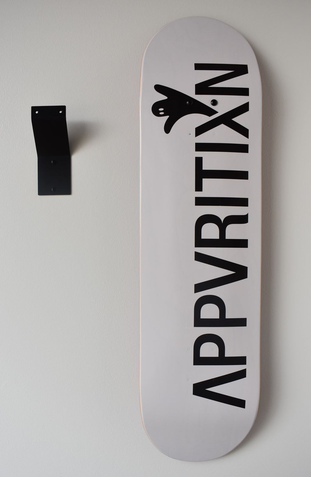 Skateboard Deck Wall Mount (Metal)