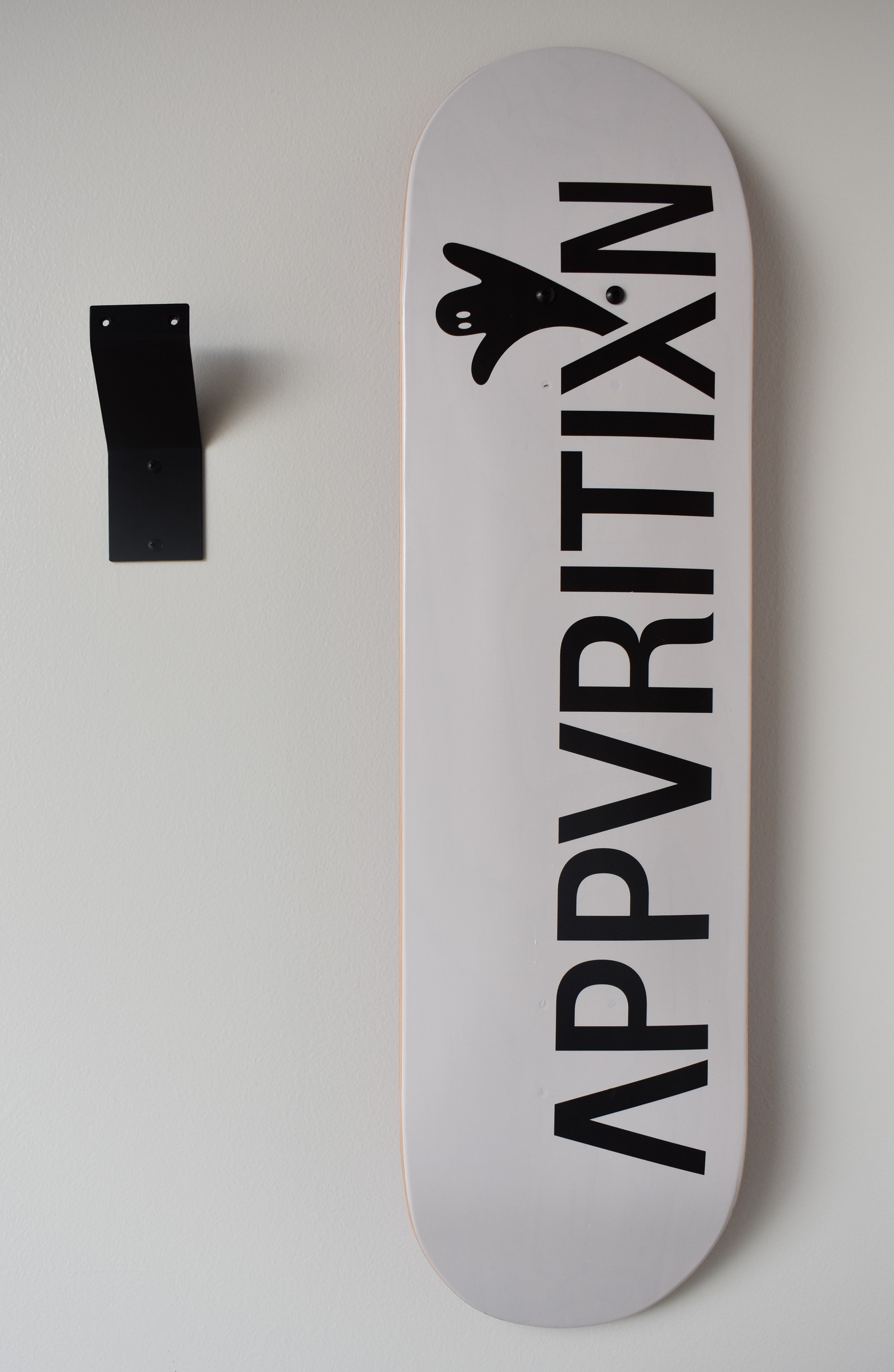 Skateboard Deck Wall Mount (Metal)